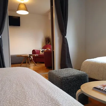 G1 Dans Avec Jardin, Proche Des Thermes Apartmán *
