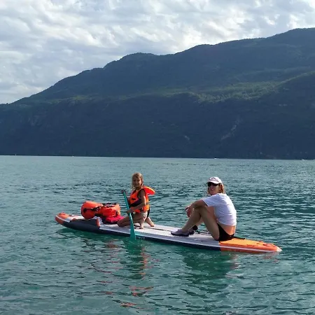 G1 Dans Avec Jardin, Proche Des Thermes アパート エクスレバン