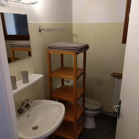 Apartment G1 Dans Avec Jardin, Proche Des Thermes *
