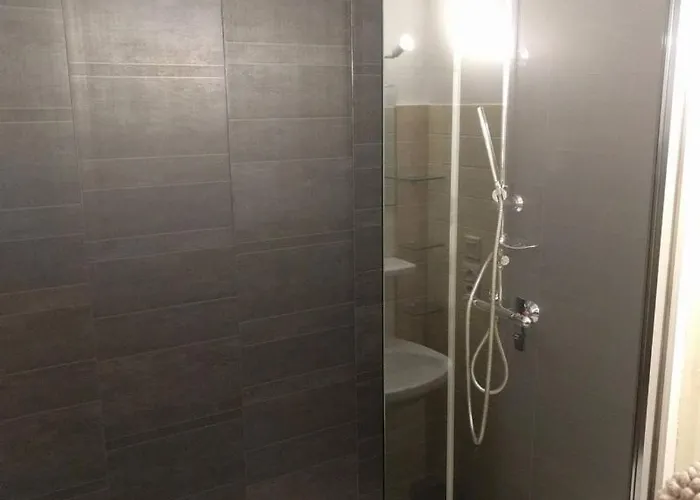 G1 Dans Avec Jardin, Proche Des Thermes Apartment *